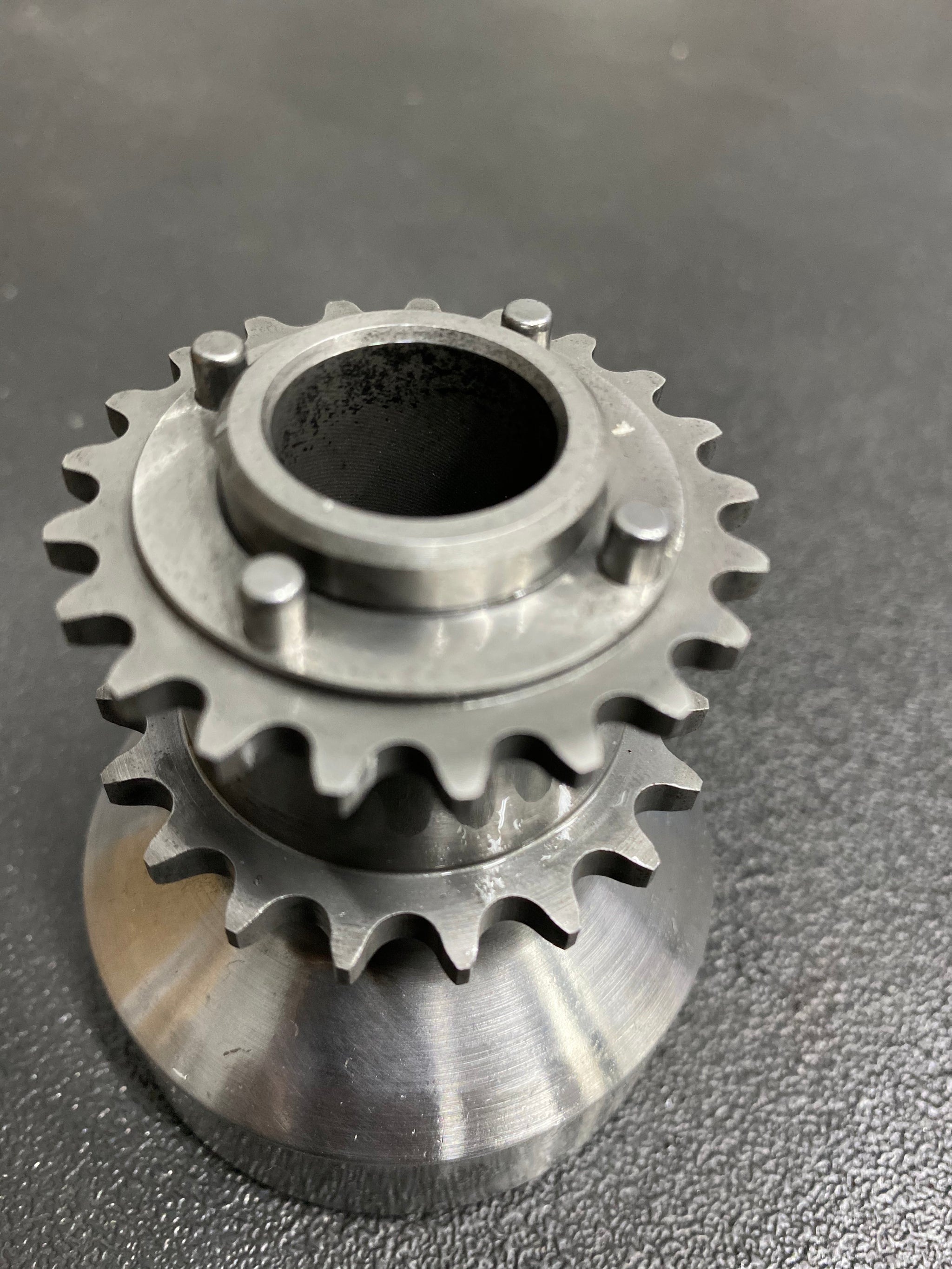 BMW ONE PIECE CRANK HUB